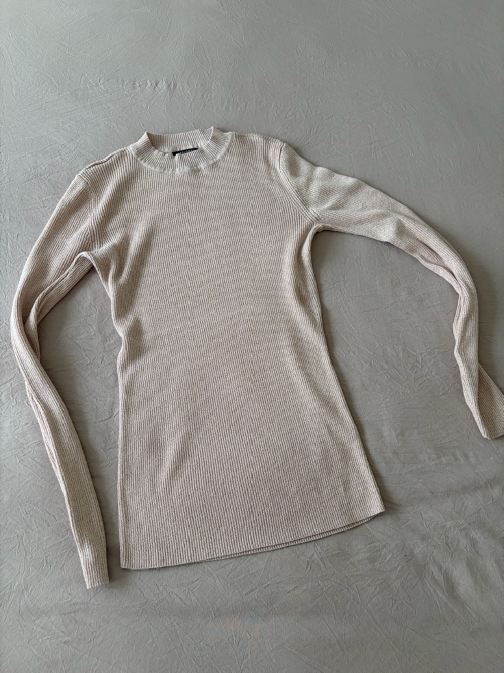 Like new size S Nordstrom/Halogen metallic Blush Ribbed Mock Neck Sweater